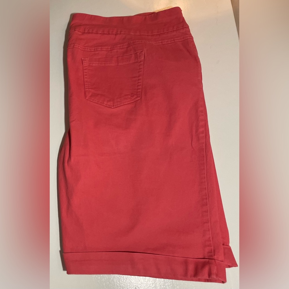 Women Within Bermuda Shorts - Picture 6 of 7